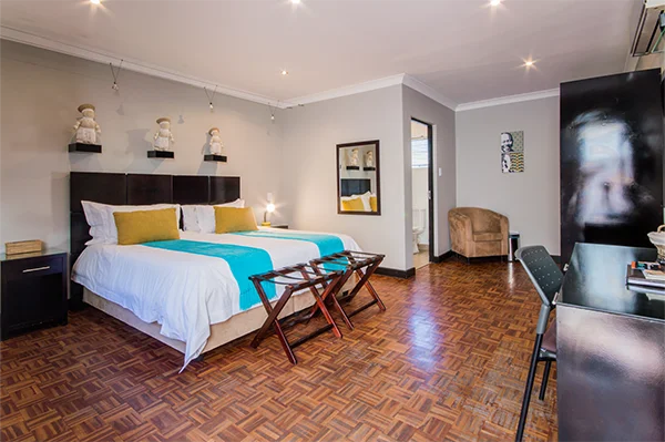 Rooms with Kitchenette Image